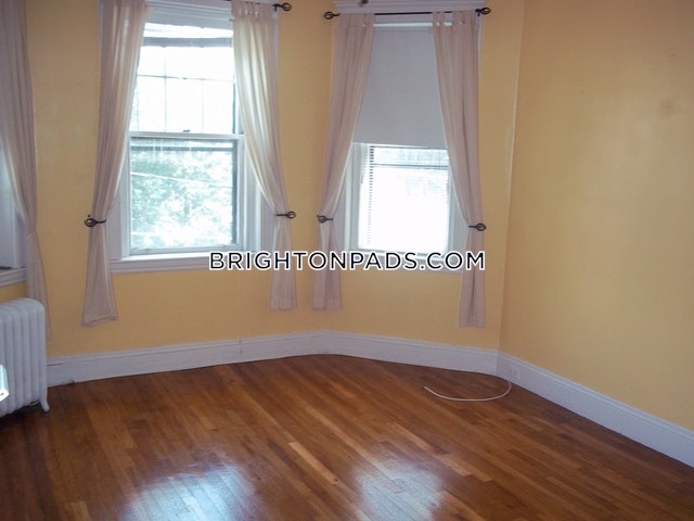 1 Bed 1 Bath - Boston - Brighton- Washington St./ Allston St. $2,100