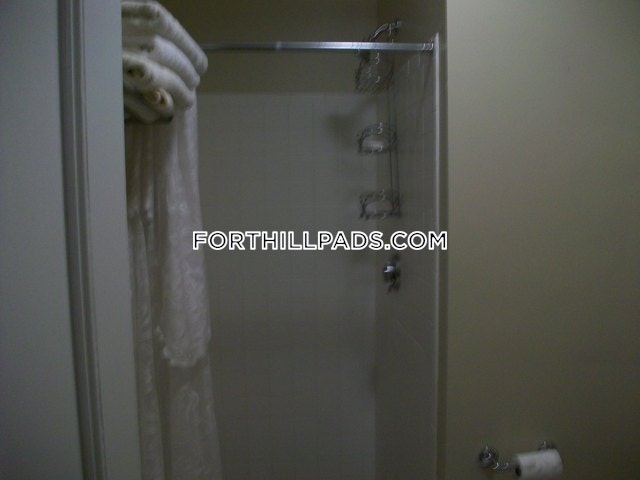 5 Beds 3.5 Baths - Boston - Fort Hill $5,600