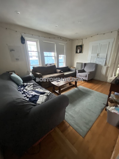 Somerville 5 Beds 1 Bath  Tufts - $6,800 No Fee