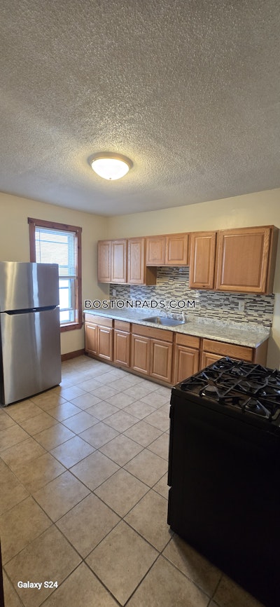 Dorchester Apartment for rent 3 Bedrooms 1 Bath Boston - $3,418 No Fee